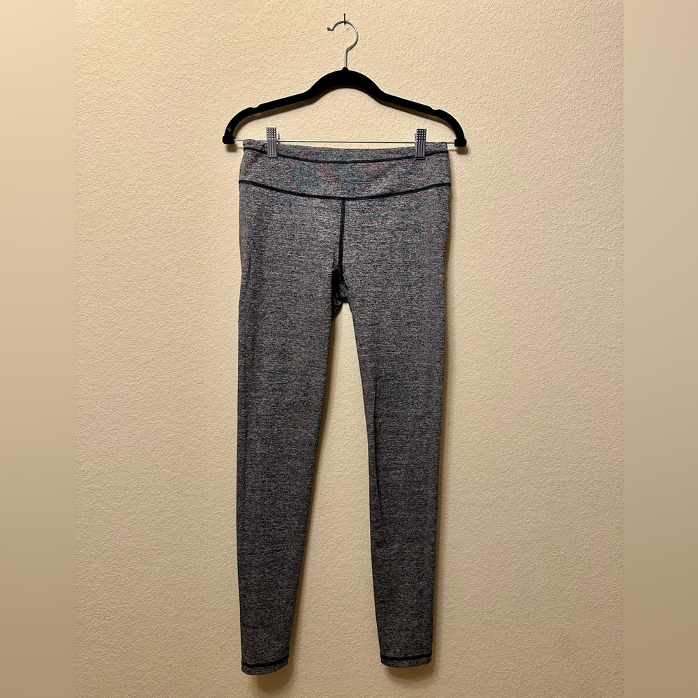 Victoria’s Secret sport gray marbled leggings